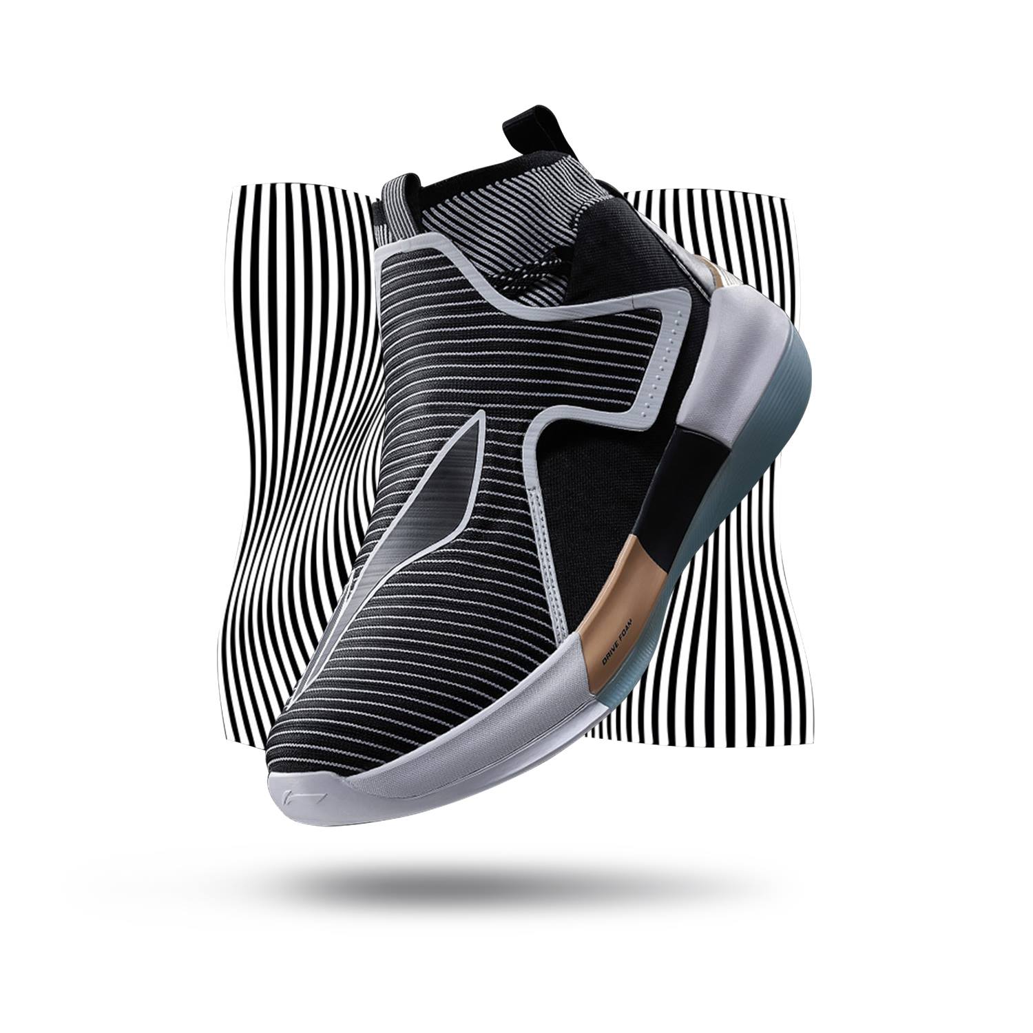 Introducing Yushuai XII from long line-up of star-studded Li-Ning basketball shoes! These kicks perfectly complements the C.J. McCollum explosive style of play. Go to the hoop without fear!!
