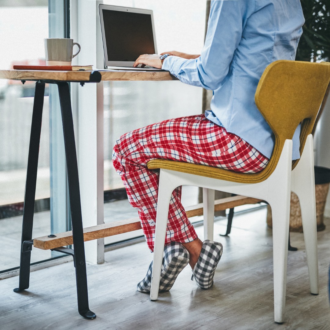 Mental health experts say that winter can increase the sense of isolation of working from home. Upgrade your home office with trusted Verbatim products to stay connected with your coworkers and fight those winter blues.