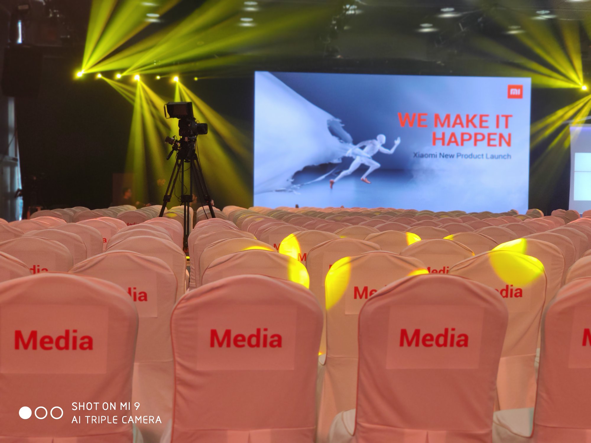 Here's a sneak peek of our new product launch #ShotOnMi9, guess which feature we used！ Don't miss the livestream of our launch in Barcelona on Feb. 24th. Tomorrow, Let's #MakeItHappen  Twitter: Follow @xiaomi and turn on notifications...