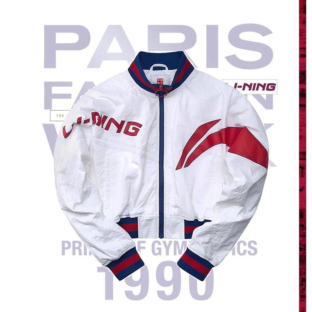NEW IN Paris Fashion Week 2019  Women's Jacket inspired by the 90s classic with a hint of future.... Available in 2 colours: